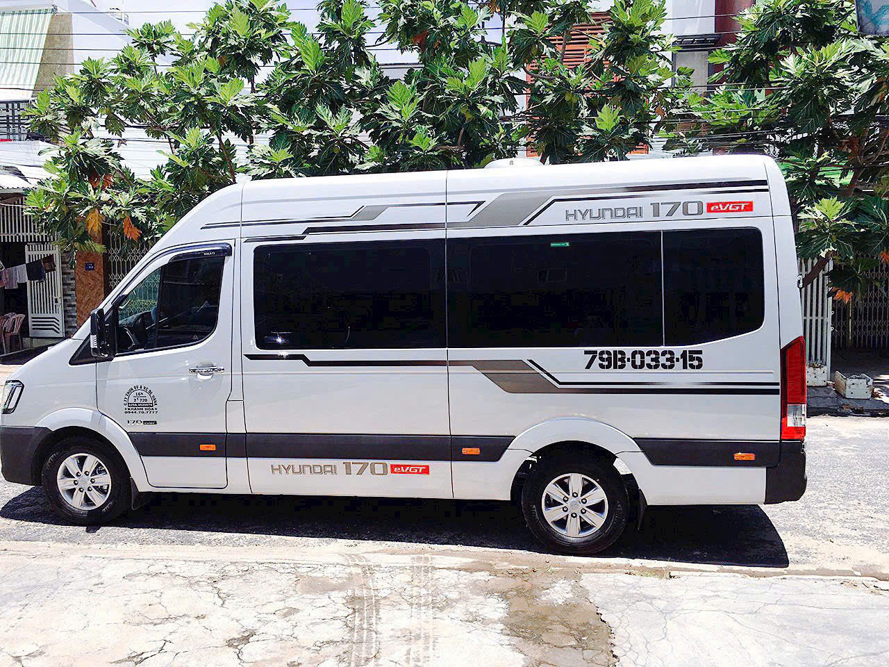 Thuê xe 16 chỗ tại Nha Trang